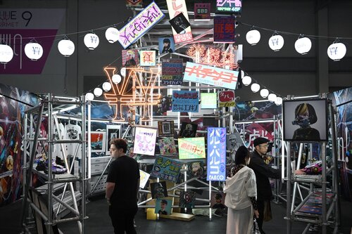 Shout-out to the first-ever #ComplexCon in #HongKong  (Mar 22-24)! ComplexCon made its Asian debut at AsiaWorld-Expo, uniting the best of urban culture, entertainment, and a host of #popculture icons. https://t.co/sF2qwEnnnd