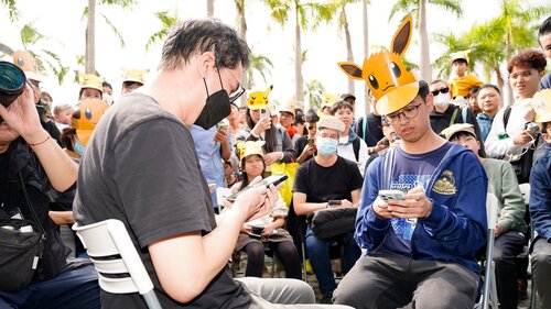 Mission completed! Over 17,000 Pokémon fans (trainers) from around the globe joined the inaugural Pokémon GO City Safari: Hong Kong (Dec 7-8) and completed City Safari–exclusive Timed Research while exploring local landmarks. Besides the featured Pokémon, the appearance of Cheng… https://t.co/wbvL5llO4M https://t.co/0L7lOs3OwZ