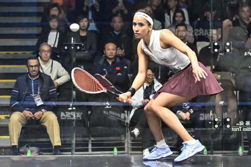 Egyptian squash stars are a smash hit in Hong Kong! The Hong Kong Squash Open (Dec 2-8) saw action by the world’s top players in a spectator-friendly glass court at Edinburgh Place in Central. The finals turned out to be an all-Egyptian affair with former women’s world champion… https://t.co/De1ryd2V1f https://t.co/DdMduAF6Sw