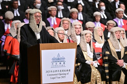 Pomp and ceremony! Hong Kong’s legal community gathered for the Ceremonial Opening of the Legal Year 2025 today (Jan 20). The traditional annual event at City Hall, which reflects Hong Kong’s deep connections to the common law world and commitment to independent judicial power,… https://t.co/JbsmOXUDa0 https://t.co/qxqjaZ4j9G