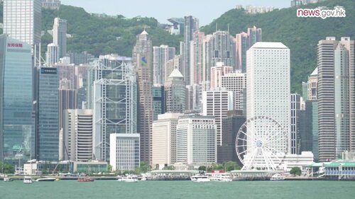 A record number of 9,960 firms with parent companies located outside Hong Kong had operations in the city in 2024, a 10% increase on the previous year, according to the latest annual survey. Director-General of Investment Promotion Alpha Lau said the figures demonstrate that Hong… https://t.co/P896yACyNh https://t.co/iagPzSFiht