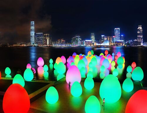 Get ready for a new sensory experience along the waterfront! Art@Harbour 2024 returns (Mar 25 - Jun 2) to light up both sides of Victoria Harbour with "teamLab: Continuous" and "Science in Art" exhibitions bringing hundreds of luminous ovoids plus two interactive installations that will delight visitors with a playful and creative displays.  Photo: Exhibition Illustration https://www.info.gov.hk/gia/general/202401/23/P2024012300298.htm  康文＋＋＋  #hongkong #brandhongkong #asiasworldcity #megaevents #megaHK #LCSD #teamLab #ArtandCulture #VictoriaHarbour