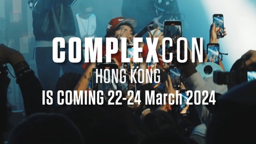 Get ready for an exciting hip-hop weekend🤙! For the first time outside the US, ComplexCon Hong Kong (Mar 22-24) is set to debut at AsiaWorld-Expo, gathering the world’s most influential pop culture brands and artists, offering a diverse array of entertainment spanning hip-hop, art, food, sports, music, and much more. 🎧📼  Don’t miss the Complex Live🎙! From Grammy award-winning rapper #21Savage to Chinese rapper #LexieLiu and local trio #3Cornerz, the star-studded line up showcases Hong Kong’s rich culture of East-meets-West, and is a must-see for all hip-hop fans! 🔥  迎接劃時代的嘻哈周末🤙！ComplexCon（3月22至24日）今年首次跳出美國，移師香港，在亞洲國際博覽館與各位潮人見面。ComplexCon 香港匯聚全球最具影響力的潮流品牌與藝術家，將一連三日為各位潮流文化愛好者提供嘻哈文化、藝術、美食、運動、音樂等全方位體驗。🎧📼  現場的音樂演出亦不容錯過🎙！格林美獎得獎巨星 #21Savage、內地饒舌歌手 #劉柏辛、本地嘻哈組合 #3Cornerz，以及一眾炙手可熱的表演嘉賓，屆時將亮相Complex Live! 演唱會，迸發更多中西文化交匯的火花。🔥  Learn more at 了解更多： https://complexcon.complexchinese.com/  Complex 中文 #hongkong #brandhongkong #asiasworldcity #megaevents #megaHK #ComplexCon #hiphop #香港 #香港品牌 #亞洲國際都會 #盛事之都 #盛事香港 #ComplexCon #嘻哈