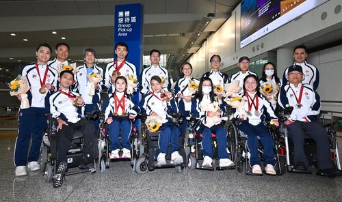 Welcome home! The Hong Kong, China #BocciaTeam arrived at Hong Kong International Airport from the #ParisParalympicGames this morning (Sep 7). The history-making team returned with 3 gold and 2 silver medals, topping the boccia Paralympic medals table. Well done to all our amazing athletes! 🤩🤩  #hongkong #brandhongkong #asiasworldcity #paralympics #ParisParalympicGames #boccia