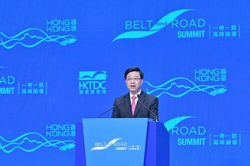 Stepping into the next golden decade! The 9th Belt and Road Summit in Hong Kong (Sep 11-12) attracted nearly 6,000 attendees as well as over 100 delegations and 38 state-owned enterprises from the Mainland, to exchange insights on multilateral co-operation and explore business opportunities under the Belt and Road Initiative, which was unveiled in 2013. The summit also led to 21 MoUs on commercial collaboration, further highlighting Hong Kong's role as an important functional platform for the Belt and Road Initiative.  https://www.info.gov.hk/gia/general/202409/11/P2024091100590.htm  商務及經濟發展局 CEDB | HKTDC 香港貿發局 #hongkong #brandhongkong #asiasworldcity #FinancialServices #BeltandRoad #BeltandRoadSummit #BeltandRoadOffice