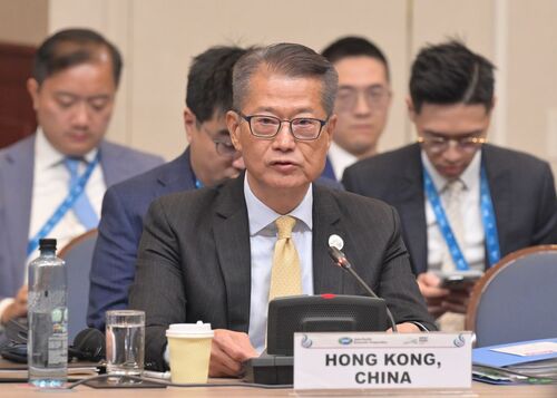 Attending the APEC Finance Ministers' Meeting in Lima, Peru, (Oct 21, Lima time), Financial Secretary 陳茂波 Paul M.P. Chan reiterated Hong Kong's firm support for rules-based free trade and multilateralism. He also highlighted Hong Kong’s role as an international financial centre, facilitating the effective matching of funds with green and infrastructure projects, in line with the theme of “Sustainable + Digital + Resilient = APEC”. https://www.info.gov.hk/gia/general/202410/22/P2024102200132.htm  #hongkong #brandhongkong #asiasworldcity #APEC #FinancialServices