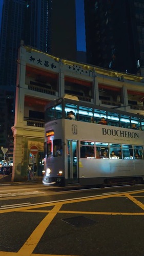Fall in love with Hong Kong's night scene at your own pace. From the historic Peak Tram and iconic "Ding Ding" double-decker tram to open-top sightseeing buses and the efficient MTR system, feel the unique urban pulse and embrace the romance of the city at night.  戀上夜香港的別樣浪漫！歡迎乘坐歷史悠久的山頂纜車、經典的「叮叮」雙層電車、敞篷觀光巴士或快捷便利的港鐵，穿梭入夜後的鬧市，體驗這個不夜城的獨特脈搏與風情。  Video 影片：@discoverhongkong  #hongkong #brandhongkong #asiasworldcity #cosmopolitanlifestyle #PeakTram #DingDing #MTR #hongkongnightout #香港 #香港品牌 #亞洲國際都會 #都會生活 #山頂纜車 #叮叮 #港鐵 #是夜香港