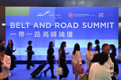 Stepping into the next golden decade! The 9th Belt and Road Summit in Hong Kong (Sep 11-12) attracted nearly 6,000 attendees as well as over 100 delegations and 38 state-owned enterprises from the Mainland, to exchange insights on multilateral co-operation and explore business opportunities under the Belt and Road Initiative, which was unveiled in 2013. The summit also led to 21 MoUs on commercial collaboration, further highlighting Hong Kong's role as an important functional platform for the Belt and Road Initiative.  邁向下一個金色十年！第九屆 #一帶一路高峰論壇（9月11-12日）吸引近6,000名政商界領袖、以及逾100個代表團、38家央企參與，就多邊合作議題分享見解。「一帶一路」倡議於2013年提出，啓發了許多國家和經濟體共同分享機遇。論壇亦促成21份商貿合作的諒解備忘錄，並展示香港在共建「一帶一路」擔當重要的功能平台角色。  #hongkong #brandhongkong #asiasworldcity #FinancialServices #BeltandRoad #BeltandRoadSummit #BeltandRoadOffice #香港 #香港品牌 #亞洲國際都會 #金融服務 #一帶一路 #一帶一路高峰論壇 #一帶一路辦公室