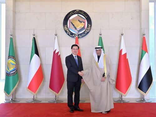 Gulf States and global tech firms can capitalise on Hong Kong's advantages to grasp huge opportunities from the Belt and Road Initiative and the Guangdong-Hong Kong-Macao Greater Bay Area. This message was delivered by Hong Kong SAR Chief Executive John Lee on the second day (Feb 6) of his visit to Saudi Arabia, where he highlighted the city's strengths in global finance, IPO fund-raising and innovation and technology as well as its leading role as a gateway to Mainland China under the principle of "one country, two systems". Mr Lee also delivered a keynote speech at the prestigious LEAP 2023 technology conference in Riyadh.  https://lnkd.in/gQCZEQSn  #hongkong #brandhongkong #asiasworldcity #SaudiArabia #BusinessOpportunities #BeltandRoad